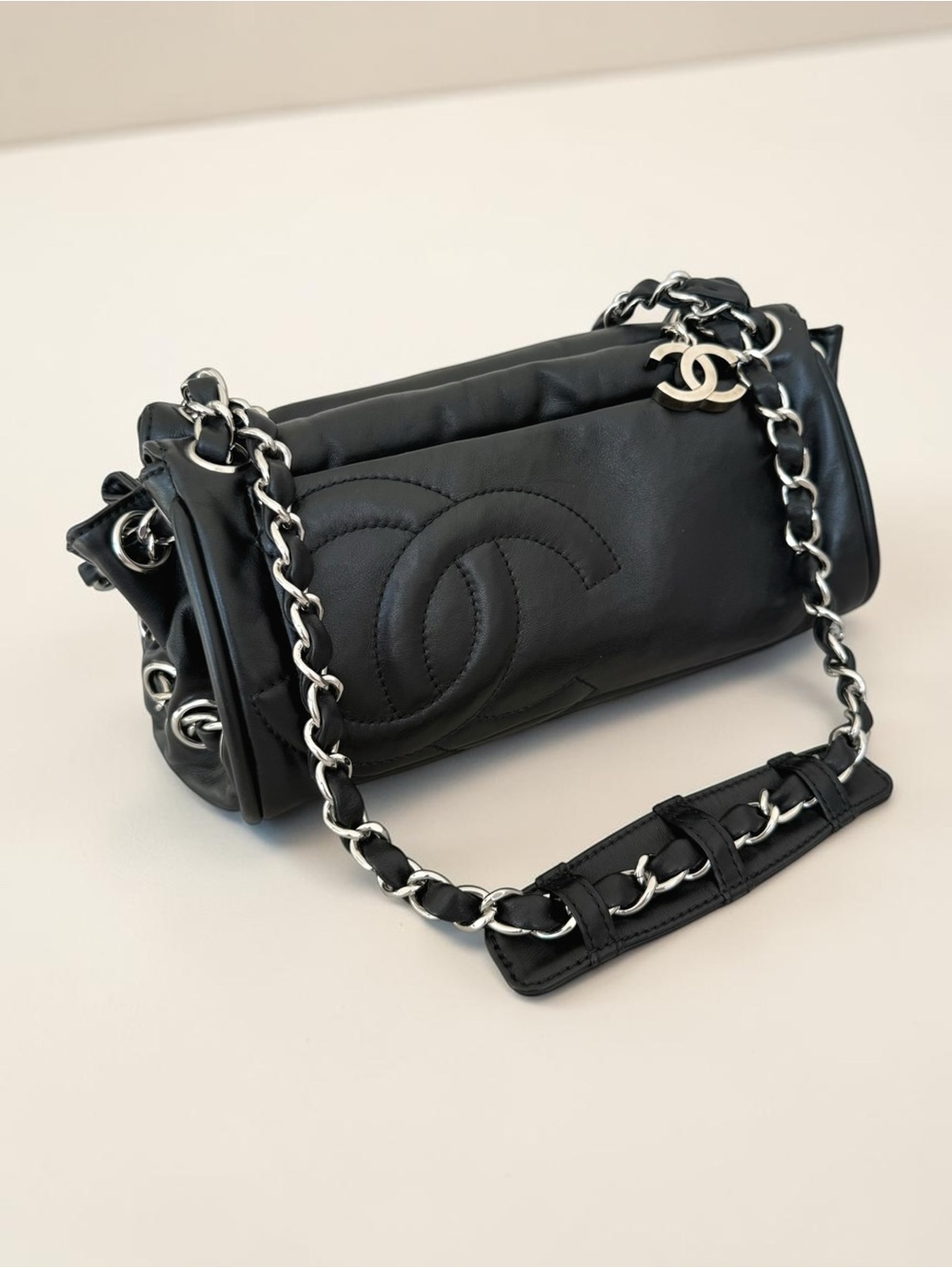 CHANEL 2006 Lux Ligne Accordian Shoulder Bag - Picture 11 of 15